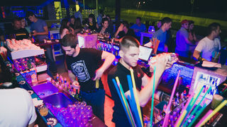 DJ Andrologic @ Cocktail bar Mango, 11.7.2015. (foto: Ivan Toman) DJ Andrologic @ Cocktail bar Mango, 11.7.2015. (foto: Ivan Toman)