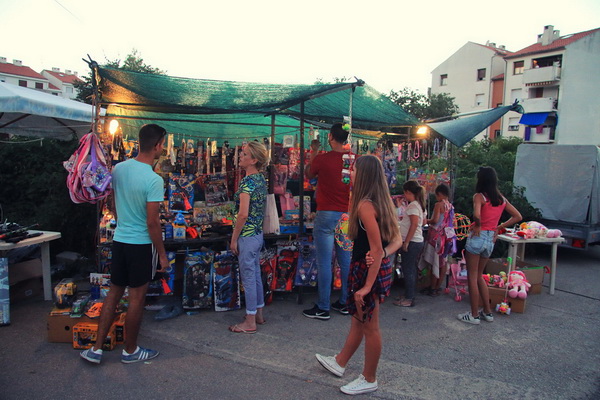 Proslava blagdana Velike Gospe: središnja večernja misa i procesija ulicama Belafuže Proslava blagdana Velike Gospe: središnja večernja misa i procesija ulicama Belafuže
