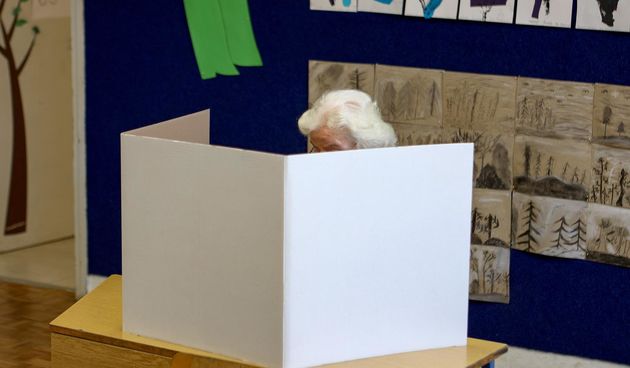 Šime Erlić i Ante Babić glasovali u OŠ Šime Budinić