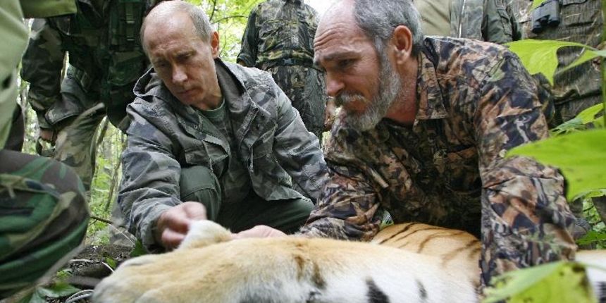 Putin i tigar (Foto: 24sata.hr)