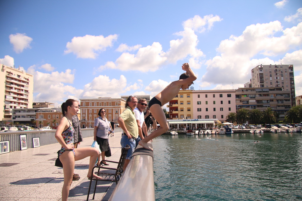 Ekološka akcija “Daj ruku za Jazine” Ekološka akcija “Daj ruku za Jazine”