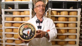 Paški sir sirane Gligora osvojio titulu najboljeg sira na svijetu, Photo: Dino Stanin/PIXSELL Paški sir sirane Gligora osvojio titulu najboljeg sira na svijetu, Photo: Dino Stanin/PIXSELL