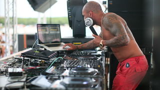 David Morales u Papayi na Zrcu