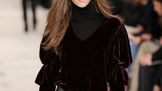 Trend izvještaj za jesen 2010: Crveni baršun (Fashionologie.com)