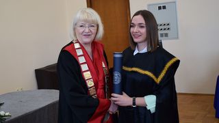 Na Sveučilištu u Zadru promovirano 160 magistrica i magistara Na Sveučilištu u Zadru promovirano 160 magistrica i magistara