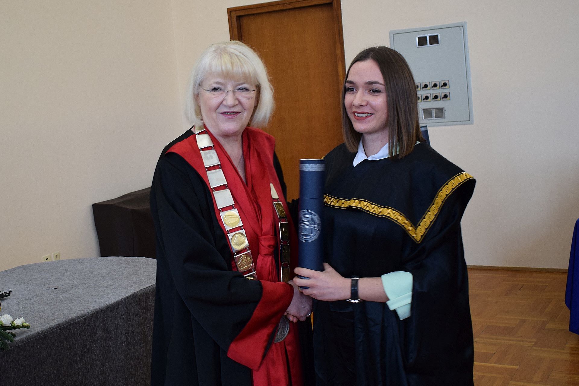 Na Sveučilištu u Zadru promovirano 160 magistrica i magistara Na Sveučilištu u Zadru promovirano 160 magistrica i magistara