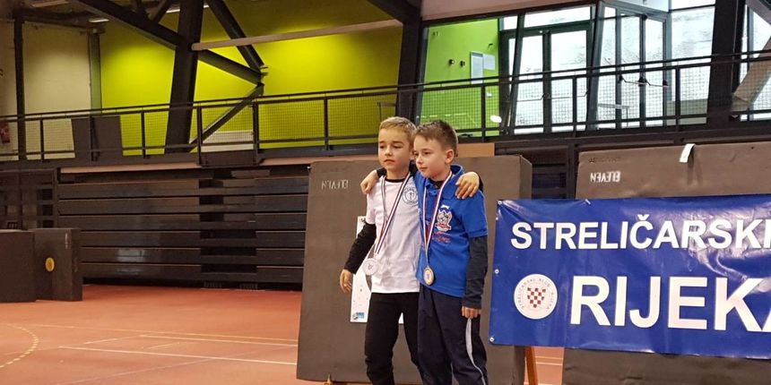 Zadrani sjajni na Streličarskom turniru u Rijeci Zadrani sjajni na Streličarskom turniru u Rijeci