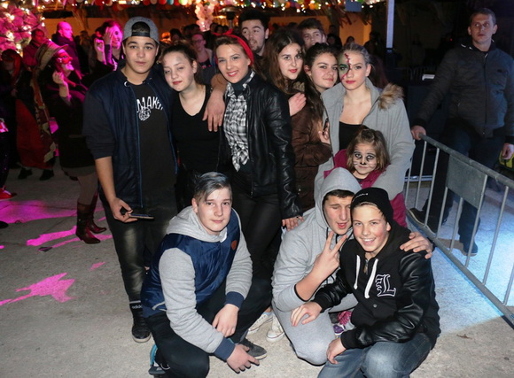 Virski karneval & maškare: Plesna maškarana fešta uz Jasmina Stavrosa