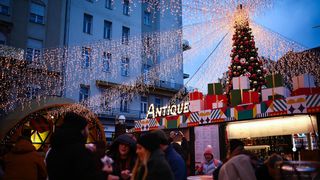 Zagrebački Advent na Trgu bana Jelačića