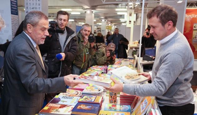 Gradonacelnik Milan Bandic na Zagrebackom velesajmu otvorio je 39. medjunarodni sajam knjiga Interliber i Reboot InfoGamer 2016. Photo: Anto Magzan/PIXSELL