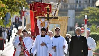 Šibenik: Velikim misnim slavljem i procesijom proslavljen blagdan Sv. Mihovila, Photo: Hrvoje Jelavić/PIXSELL