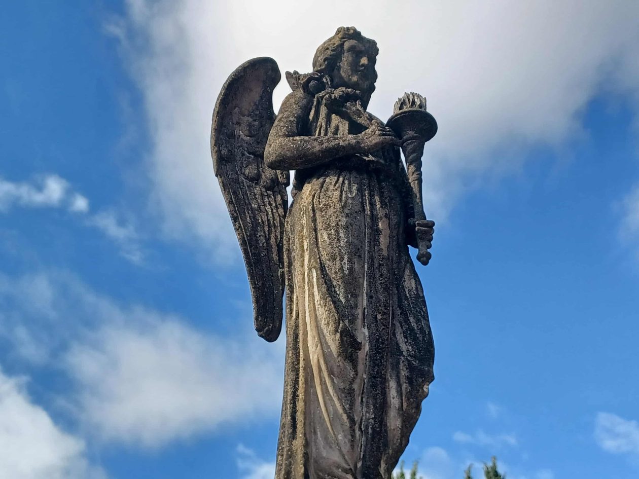 Gradsko groblje Zadar – stare grobnice i impresivni kipovi Gradsko groblje Zadar – stare grobnice i impresivni kipovi