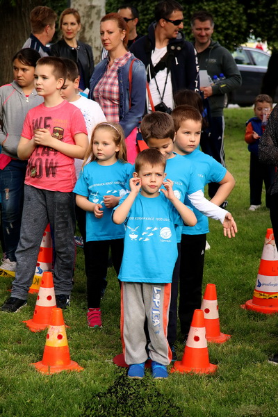 Sportska manifestacija za djecu “1000 koraka kroz 1000 ulica” SŠ “Loptica” Sportska manifestacija za djecu “1000 koraka kroz 1000 ulica” SŠ “Loptica”