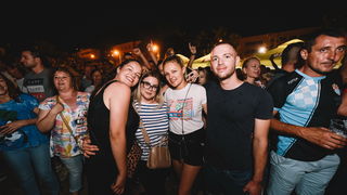 Stari Plac: Mišo Kovač i prijatelji priredili nezaboravan koncert