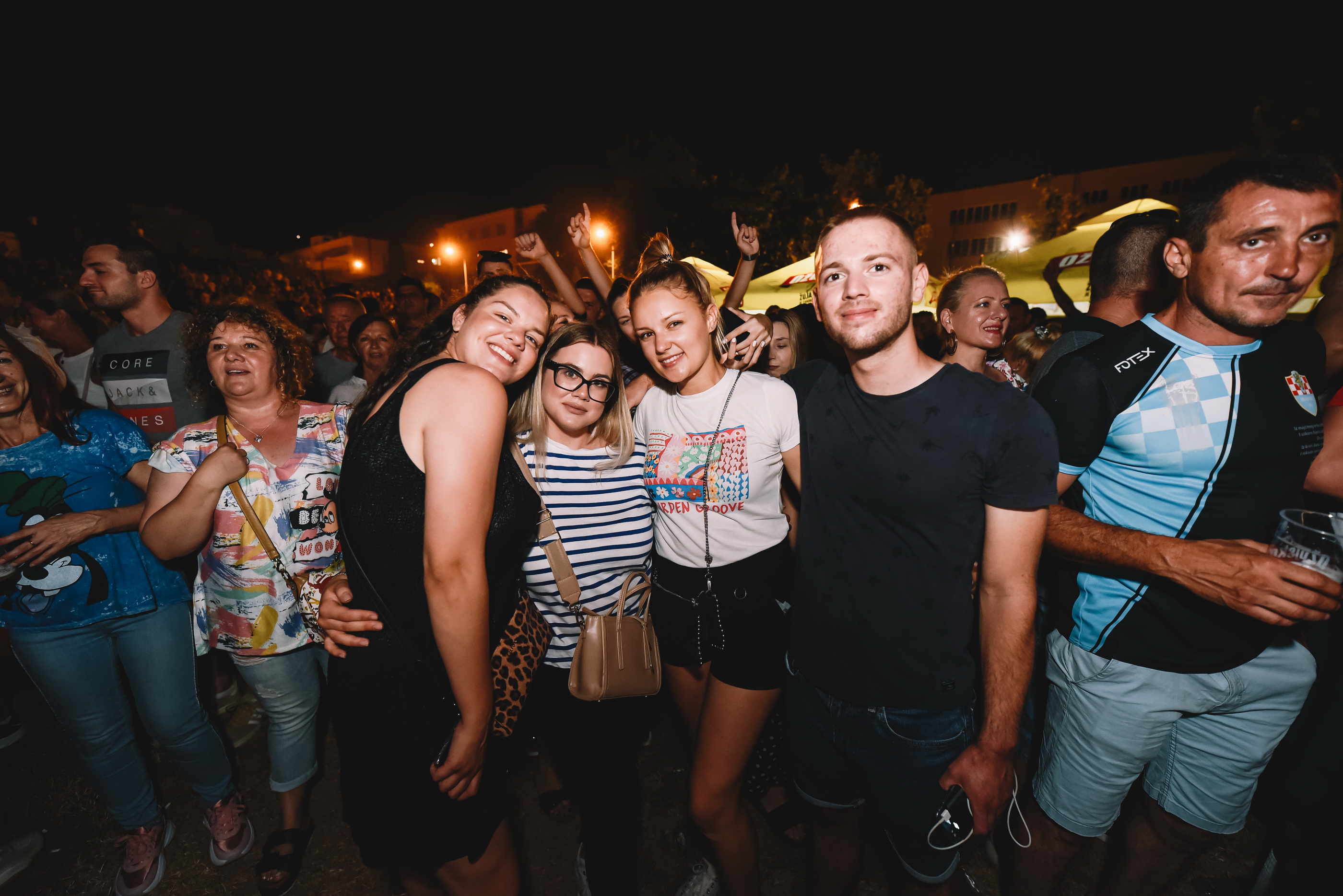 Stari Plac: Mišo Kovač i prijatelji priredili nezaboravan koncert