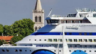 Regata “On i Ona” 2015., foto-L. Kvarantan Regata “On i Ona” 2015., foto-L. Kvarantan