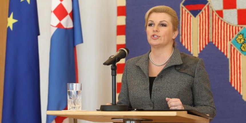 Predsjednica Republike Hrvatske Kolinda Grabar Kitarovic odrzala je izvanrednu konfereciju za novinare o proslavi Dana pobjede i domovinske zahvalnosti. Photo: Boris Scitar/Vecernji list/PIXSELL Predsjednica Republike Hrvatske Kolinda Grabar Kitarovic odrzala je izvanrednu konfereciju za novinare o proslavi Dana pobjede i domovinske zahvalnosti. Photo: Boris Scitar/Vecernji list/PIXSELL