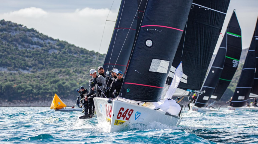 Image 6023645 (auto) Image 6023645 (auto)