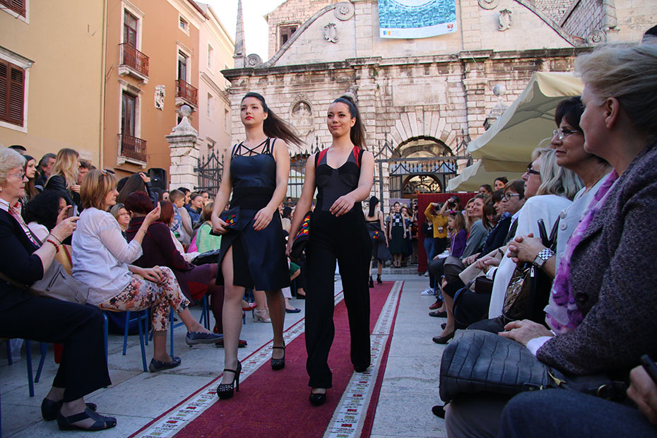 Modna revija državnog natjecanja mladih dizajnera Modna revija državnog natjecanja mladih dizajnera