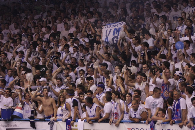 Jazine i Tornado: Prvaci za sva vremena!