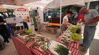 Prvenstvo u roštiljanju na zadarskoj Rivi (foto:Saša Čuka) Prvenstvo u roštiljanju na zadarskoj Rivi (foto:Saša Čuka)
