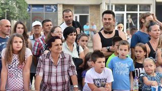 U sklopu Benkovackog kulturnog ljeta Grad Benkovac i Turisticka zajednica Grada Benkovca vec cetvrtu godinu za redom organiziraju manifestaciju Puzevim korakom. Radi se o gastro manifestaciji pripreme i degustacije puzeva. Posjetitelji su imali prilike d U sklopu Benkovackog kulturnog ljeta Grad Benkovac i Turisticka zajednica Grada Benkovca vec cetvrtu godinu za redom organiziraju manifestaciju Puzevim korakom. Radi se o gastro manifestaciji pripreme i degustacije puzeva. Posjetitelji su imali prilike d