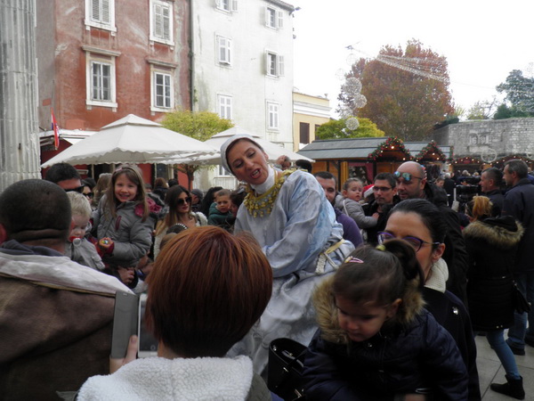 OLYMPUS DIGITAL CAMERA OLYMPUS DIGITAL CAMERA