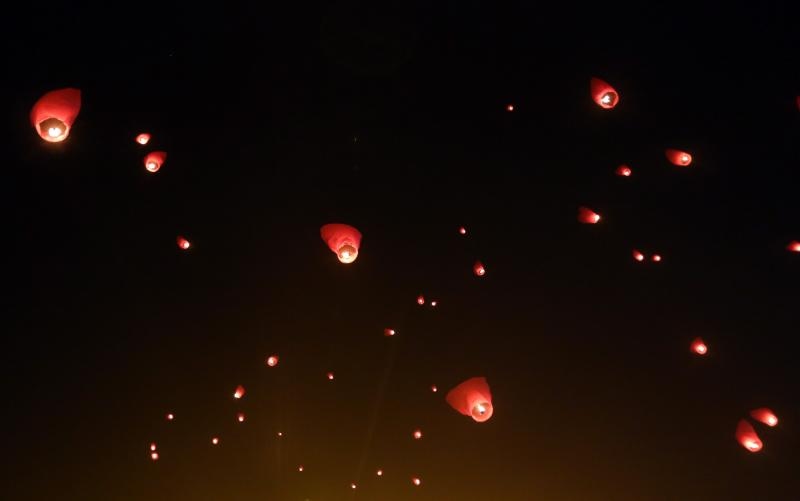 Vodice: Puštanjem lampiona obilježena 10. obljetnica Kornatske tragedije Vodice: Puštanjem lampiona obilježena 10. obljetnica Kornatske tragedije