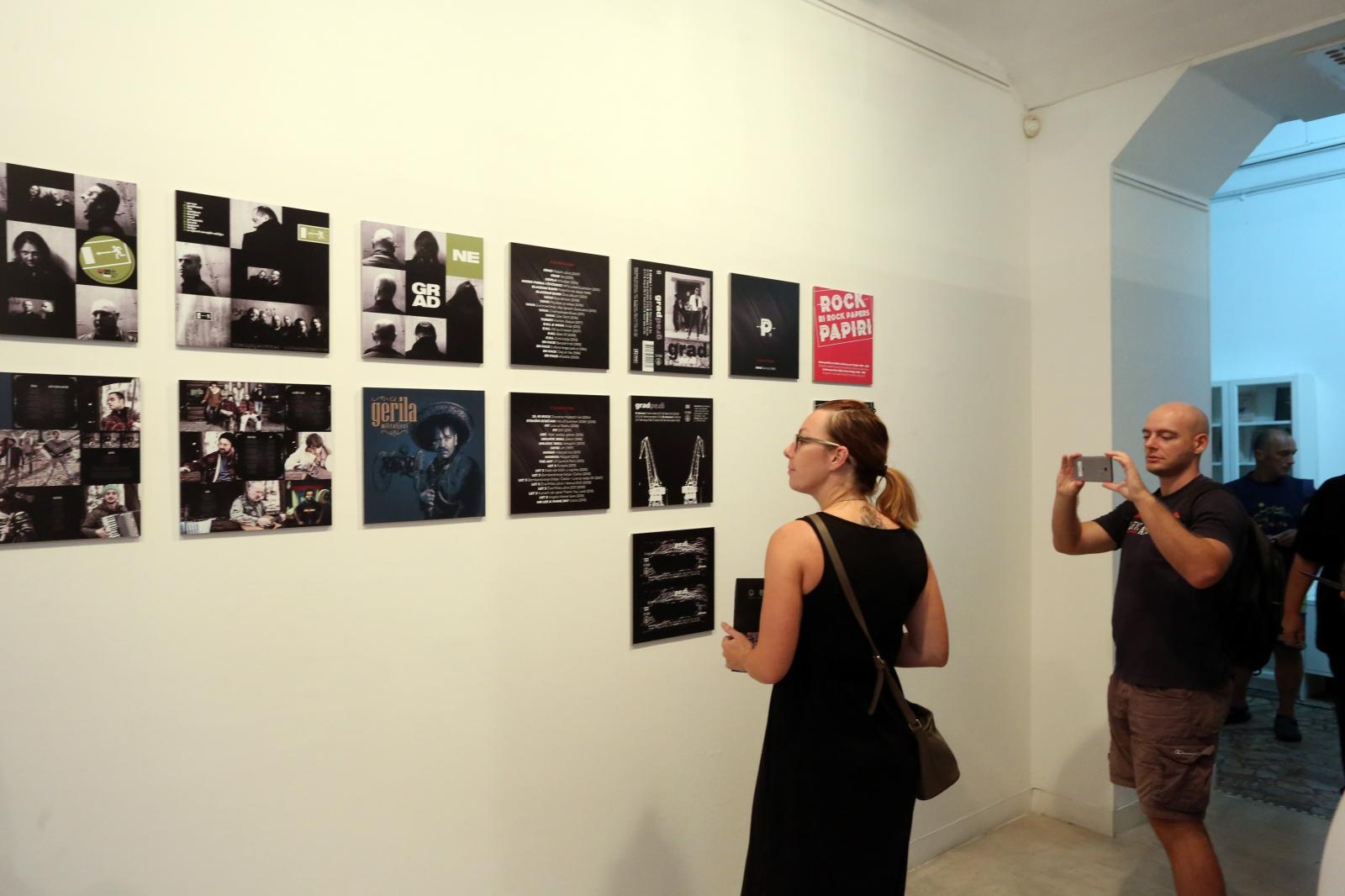 Otvorenje izložbe “Ri rock papiri”