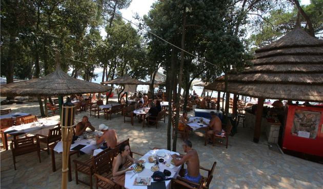 Biograd – kampovi (Foto: ezadar.hr)