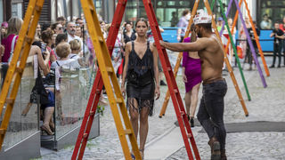 Ulična modna revija #INSPIREDBYART by Hippy Garden Ulična modna revija #INSPIREDBYART by Hippy Garden