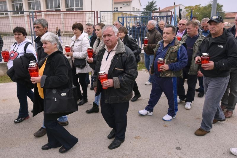 Obilježena 24. obljetnica stradanja mještana i branitelja Škabrnje, Foto: Dino Stanin/PIXSELL Obilježena 24. obljetnica stradanja mještana i branitelja Škabrnje, Foto: Dino Stanin/PIXSELL
