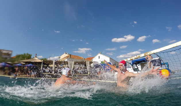 Red Bull Sidrun: Ekipa Kolpomorto proslavila pobjedu u Kalima