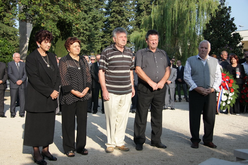 Image 1054171 (auto)