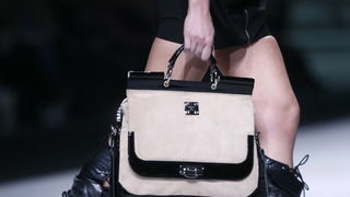 Zagreb, 120311.
Veceras je na Zagrebackom velesajmu odrzana druga vecer modne revije Dove Fashion.Hr.
Revije ce trajati do nedjelje 13.03.
Revija na slici: Alduk.
Foto: Neja Markicevic / CROPIX