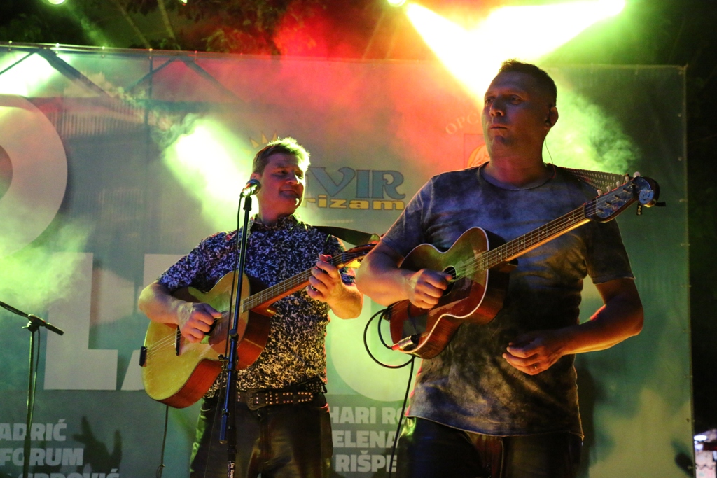 Virsko ljeto 2017: Gazde raspjevale i rasplesale Vir Virsko ljeto 2017: Gazde raspjevale i rasplesale Vir