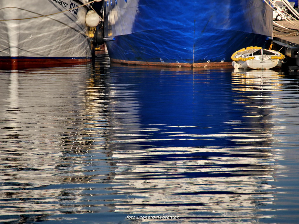Svitanje i rano jutro u novoj luci Gaženica
