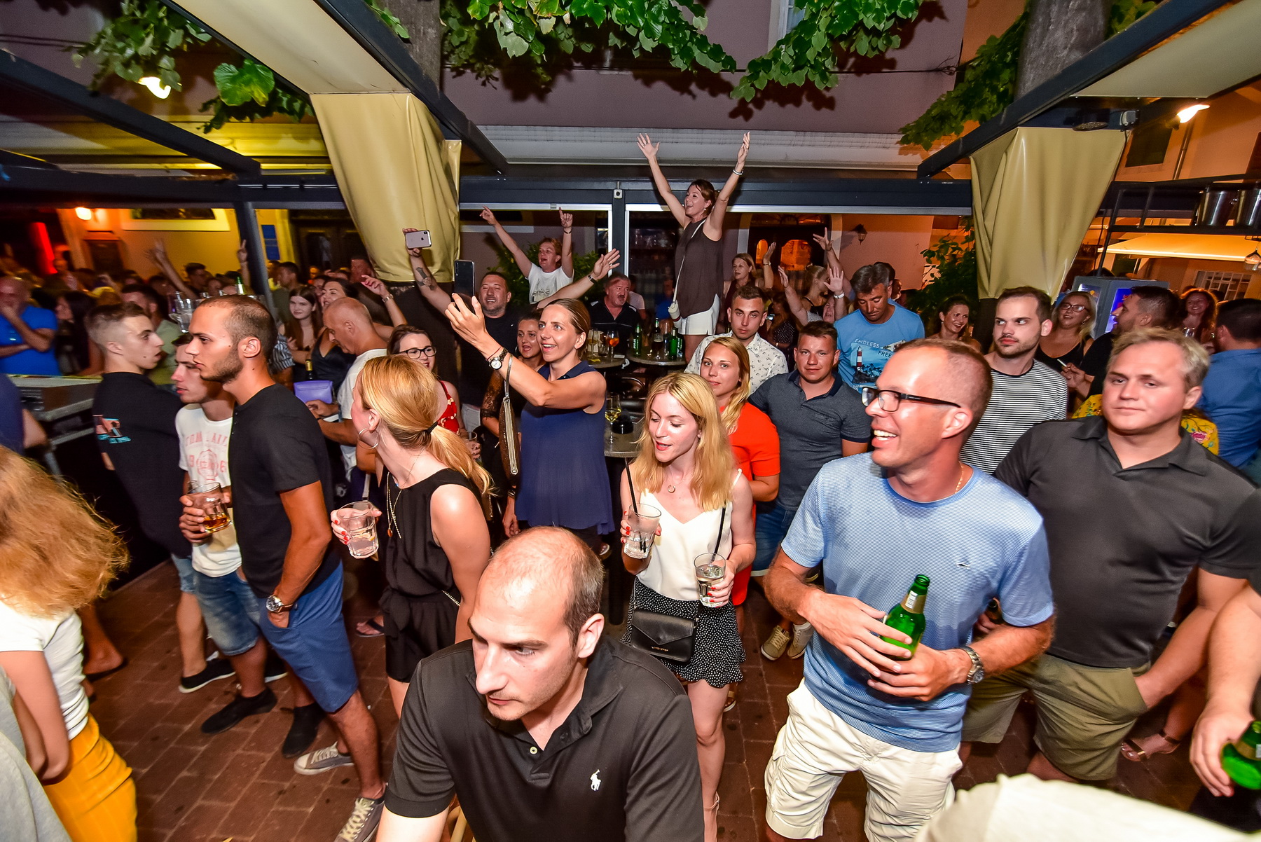 Jasmin Stavros @ caffe bar Kult