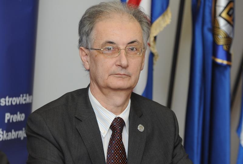 Zadar – Zadarska policija razbila veliki lanac krijumcarenja duhana. Zaplijenjeno je 2,5 tone duhana vrijednosti oko tri miljuna kuna. Photo: Hrvoje Jelavic/PIXSELL Zadar – Zadarska policija razbila veliki lanac krijumcarenja duhana. Zaplijenjeno je 2,5 tone duhana vrijednosti oko tri miljuna kuna. Photo: Hrvoje Jelavic/PIXSELL