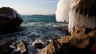 Senj u zagrljaju ledenog pokrivača, foto: Leo Banić