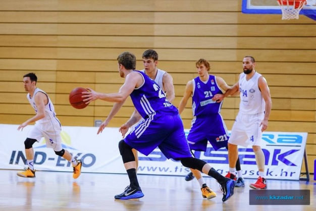 A-1 liga za prvaka, 2. kolo: KK Kvarner 2010 – KK Zadar 86-67. Foto: Arsen Miletić A-1 liga za prvaka, 2. kolo: KK Kvarner 2010 – KK Zadar 86-67. Foto: Arsen Miletić
