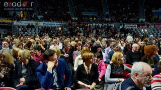 Mjuzikl Mamma Mia kazališta Komedija u dvorani Krešimir Ćosić