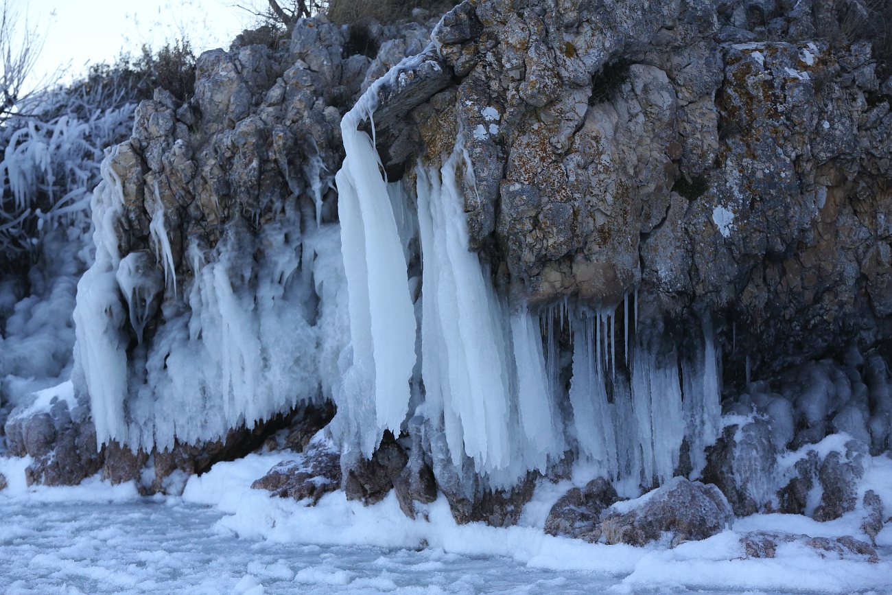 Šetnja po zaleđenom i bajkovitim Vranskim jezerom Šetnja po zaleđenom i bajkovitim Vranskim jezerom