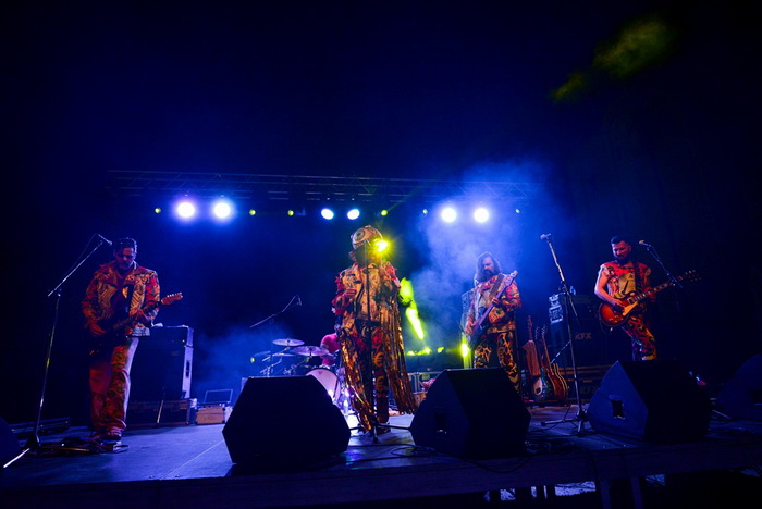 U povodu 4. rođendana Boutique hostela Forum, “najpristojniji mogući” riječki Let 3 održao je fenomenalan koncert na antičkom Forumu