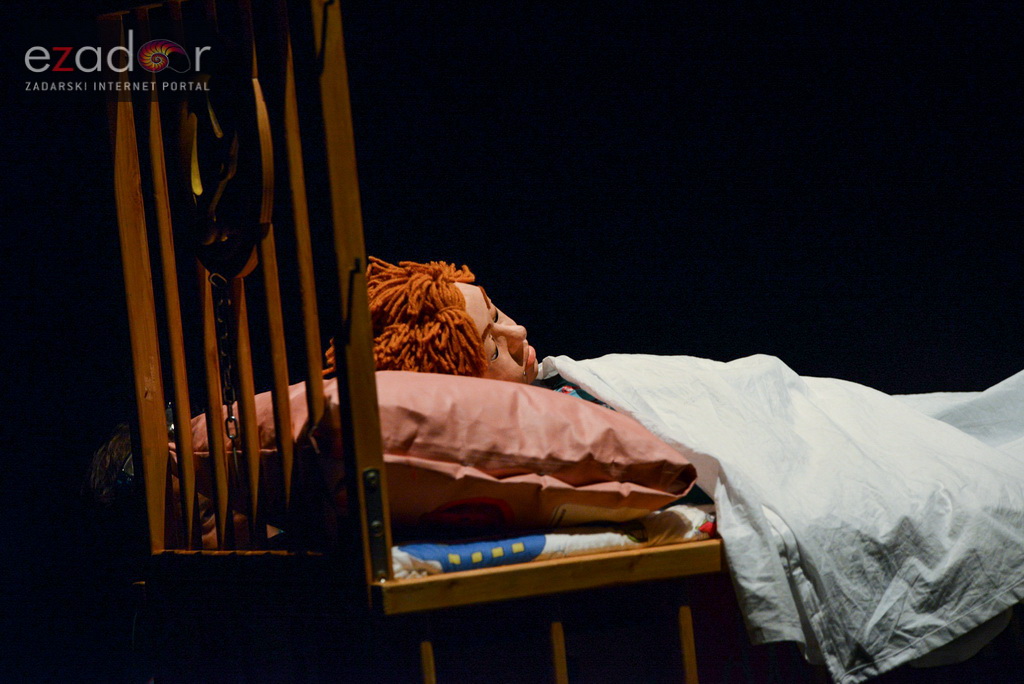 Premijera predstave “Pale sam na svijetu” u Kazalištu lutaka Zadar Premijera predstave “Pale sam na svijetu” u Kazalištu lutaka Zadar