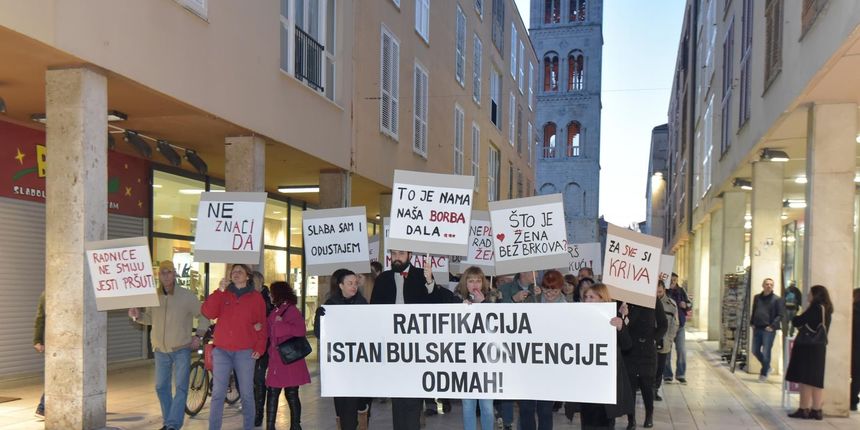 Članovi zadarskog SDP-a povodom Međunarodnog dana žena održali prosvjedni marš