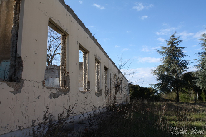 Devastirana bivša vojna baza Šepurine, Foto: Iva Idassa Devastirana bivša vojna baza Šepurine, Foto: Iva Idassa