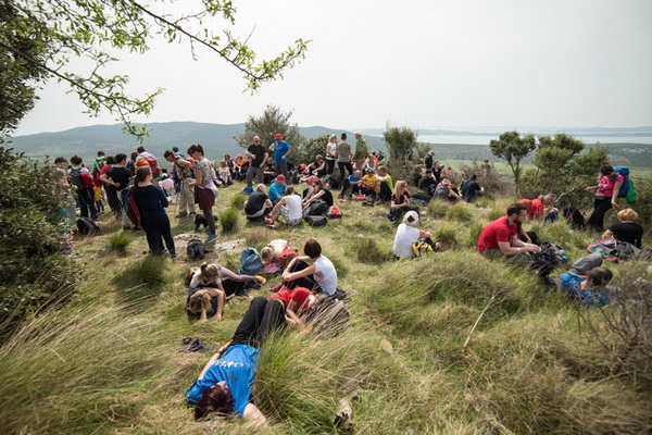 Drugi Planinarski pohod “Hajdemo do Vrane” 2. travnja 2016. Foto: Vinko Pešić