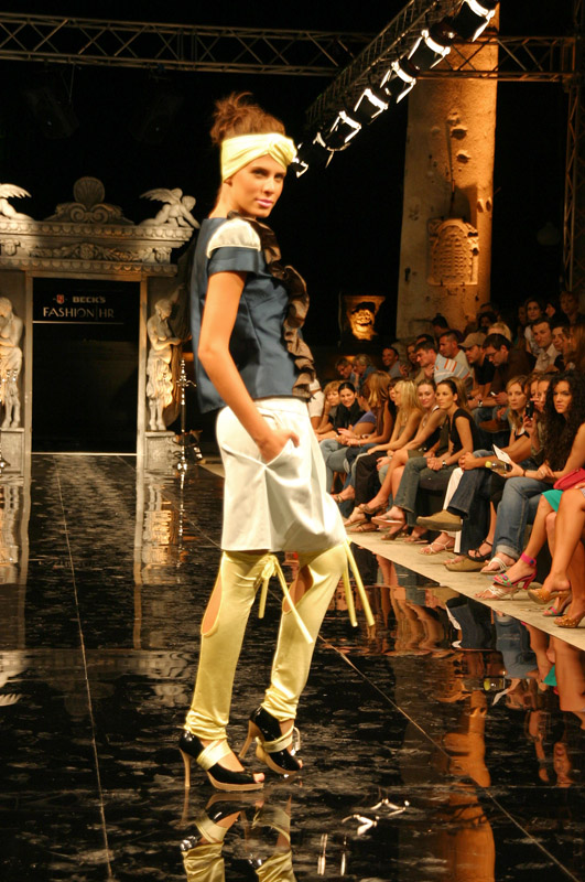 Image 1174773 (auto)