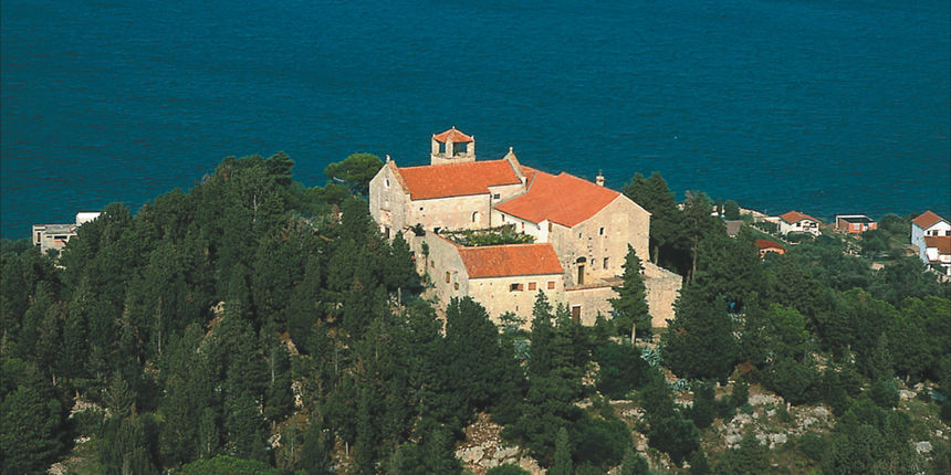 Benediktinski samostan i crkva sv. Kuzme i Damjana – Ćokovac, Tkon. Foto: Zadarska nadbiskupija Benediktinski samostan i crkva sv. Kuzme i Damjana – Ćokovac, Tkon. Foto: Zadarska nadbiskupija